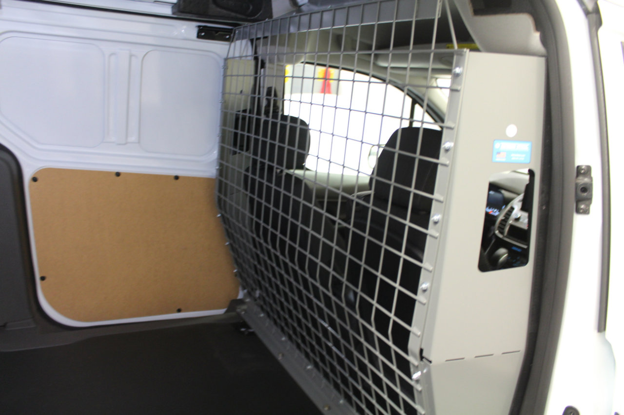 Used 2023 Ford Transit Connect XLT image 26