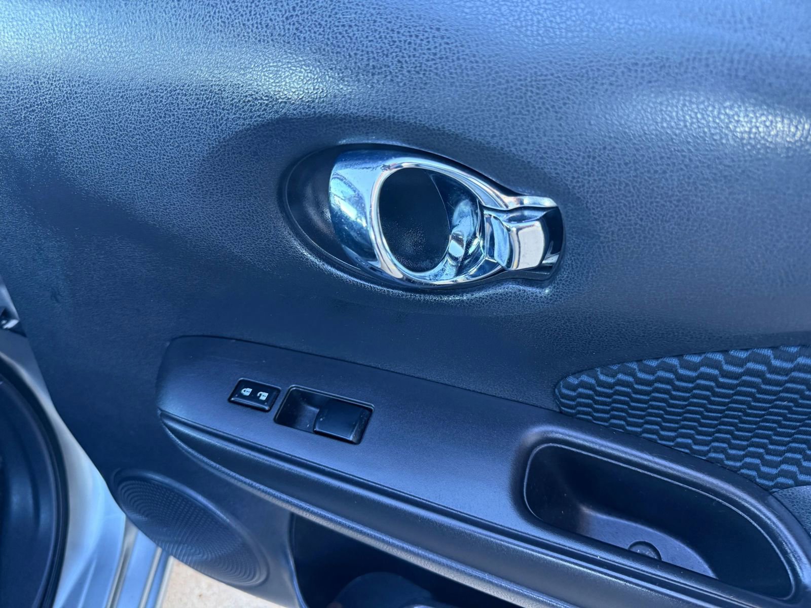 Used 2015 Nissan Versa Note SV image 33