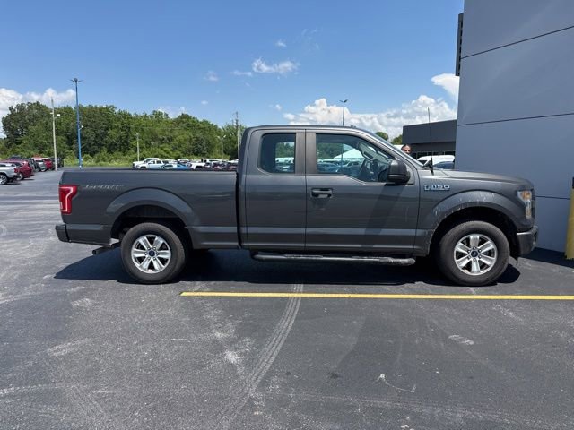 Used 2015 Ford F150 XL w/ Equipment Group 101A Mid RWD image 3