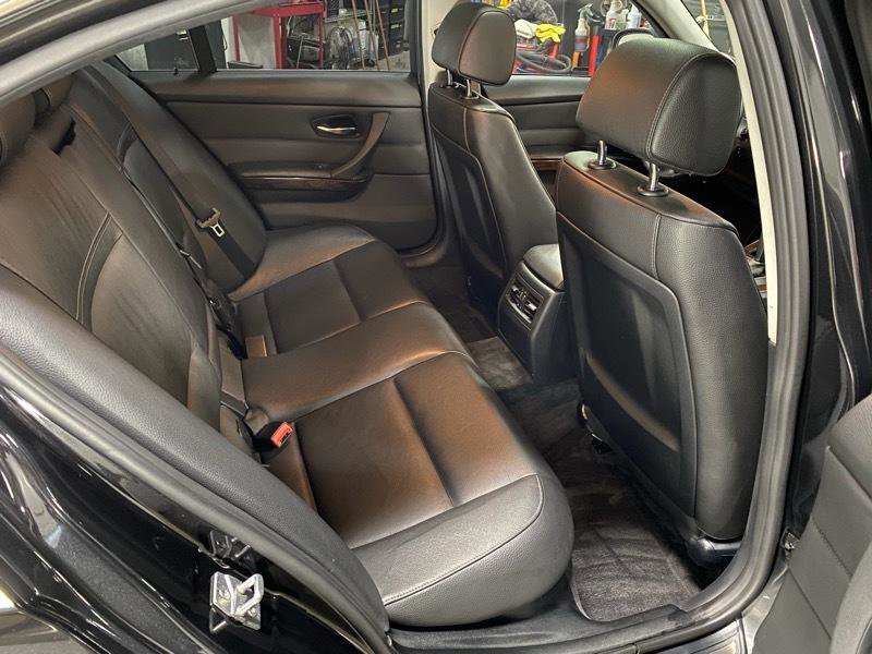 Used 2011 BMW 335i xDrive Sedan image 22