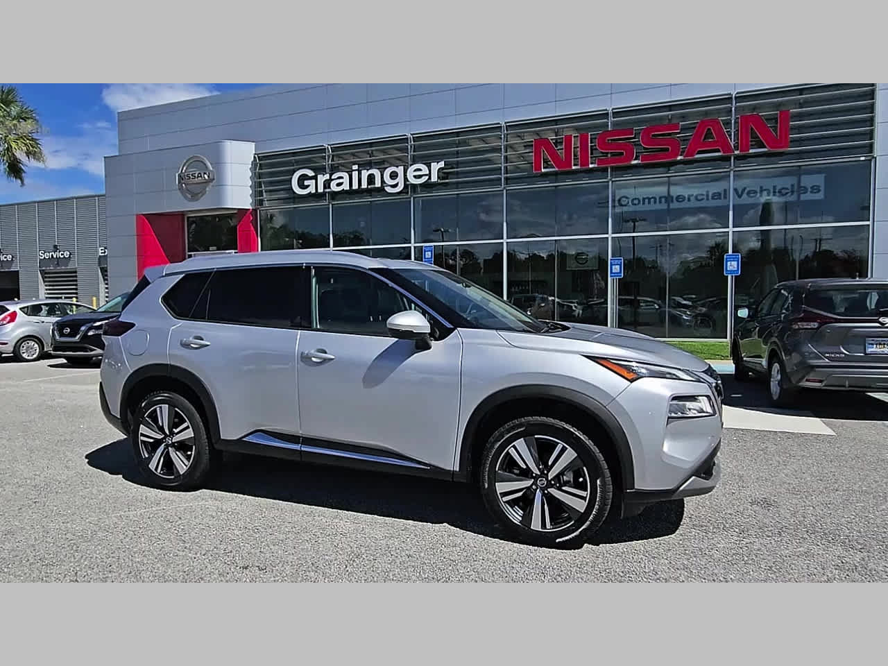 Used 2021 Nissan Rogue SL AWD/4WD image 17