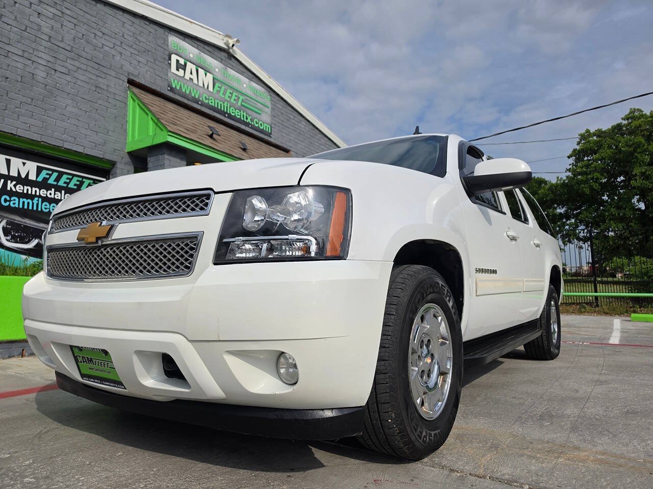 Used 2012 Chevrolet Suburban LT AWD/4WD image 2
