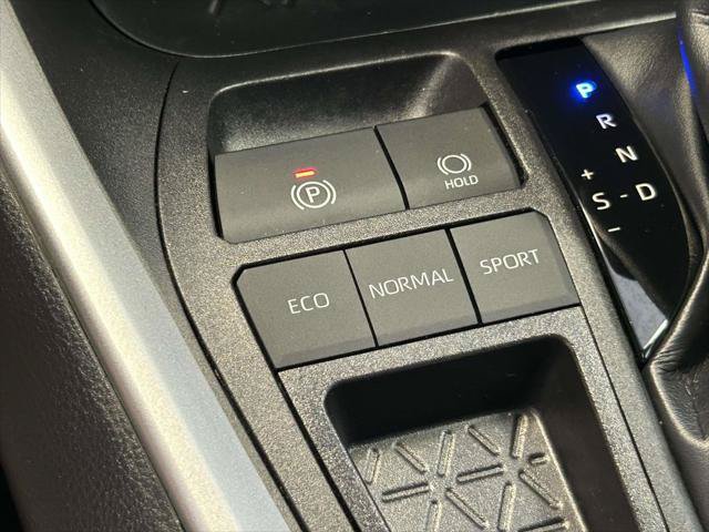 Certified 2023 Toyota RAV4 XLE FWD image 22