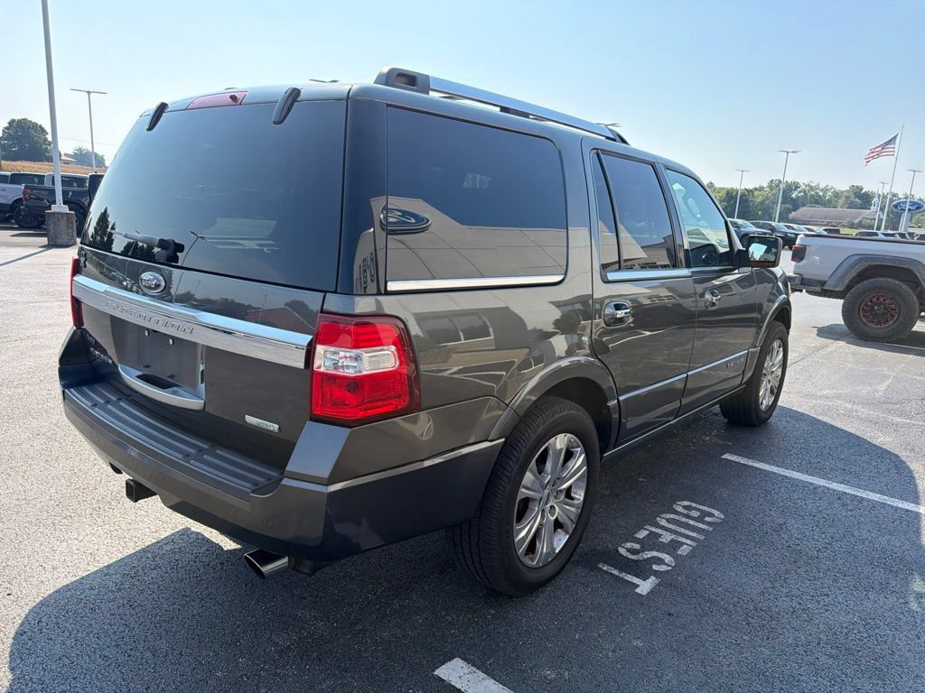 Used 2016 Ford Expedition Platinum AWD/4WD image 4