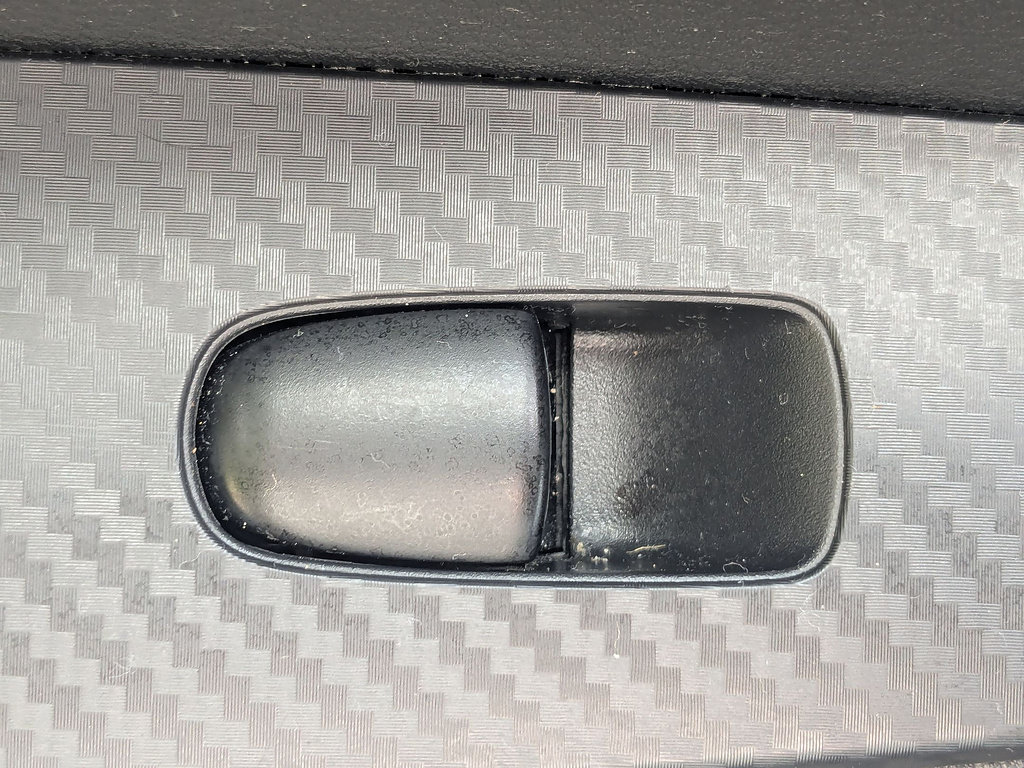 Used 2024 Nissan Sentra SV FWD image 25
