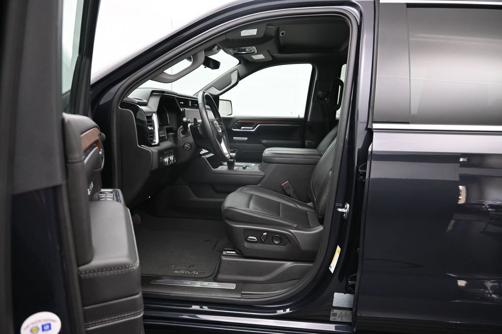 Used 2023 GMC Sierra 1500 Denali w/ Denali Reserve Package AWD/4WD image 22