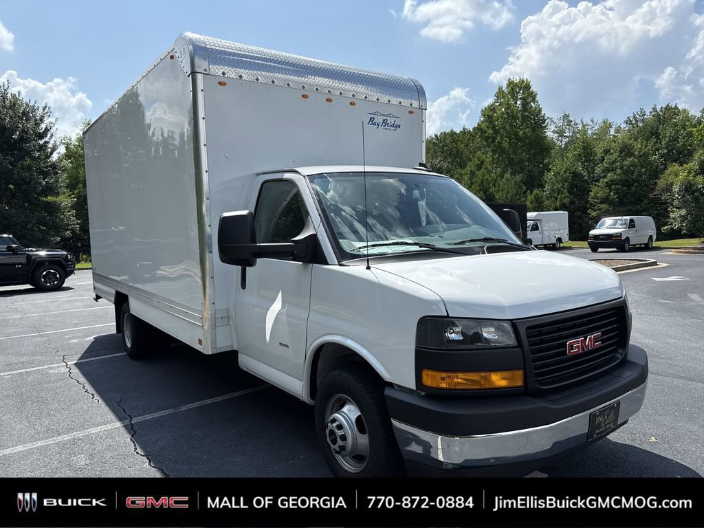 New 2025 GMC Savana 3500 Extended w/ Power Convenience Package