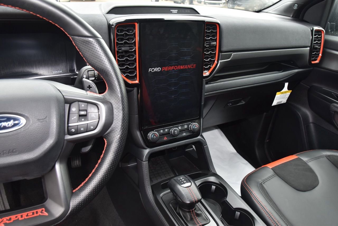 Certified 2024 Ford Ranger Raptor AWD/4WD image 9