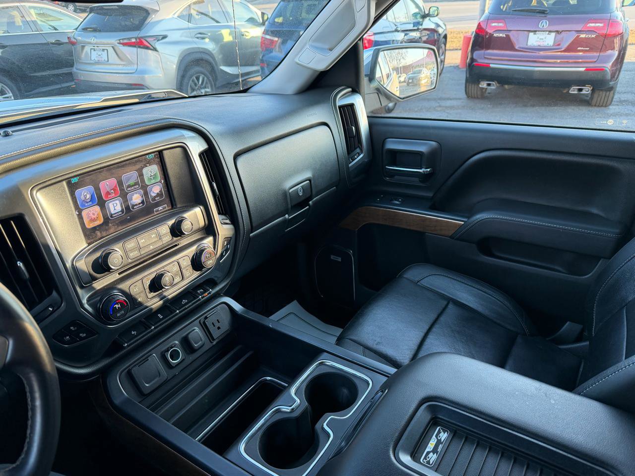 Used 2016 Chevrolet Silverado 1500 LTZ w/ LTZ Plus Package AWD/4WD image 20