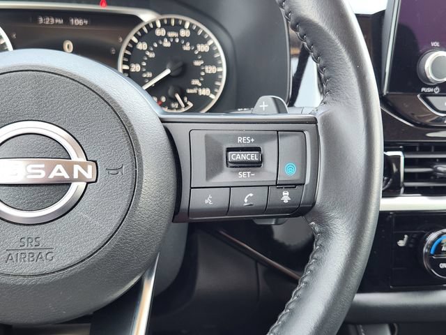 Used 2024 Nissan Pathfinder SV FWD image 32