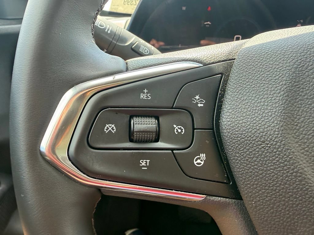Used 2025 Chevrolet Trax ACTIV w/ Driver Confidence Package FWD image 20