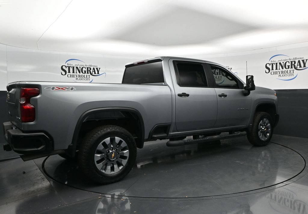 Used 2024 Chevrolet Silverado 2500 Custom w/ Custom Convenience Package AWD/4WD image 7