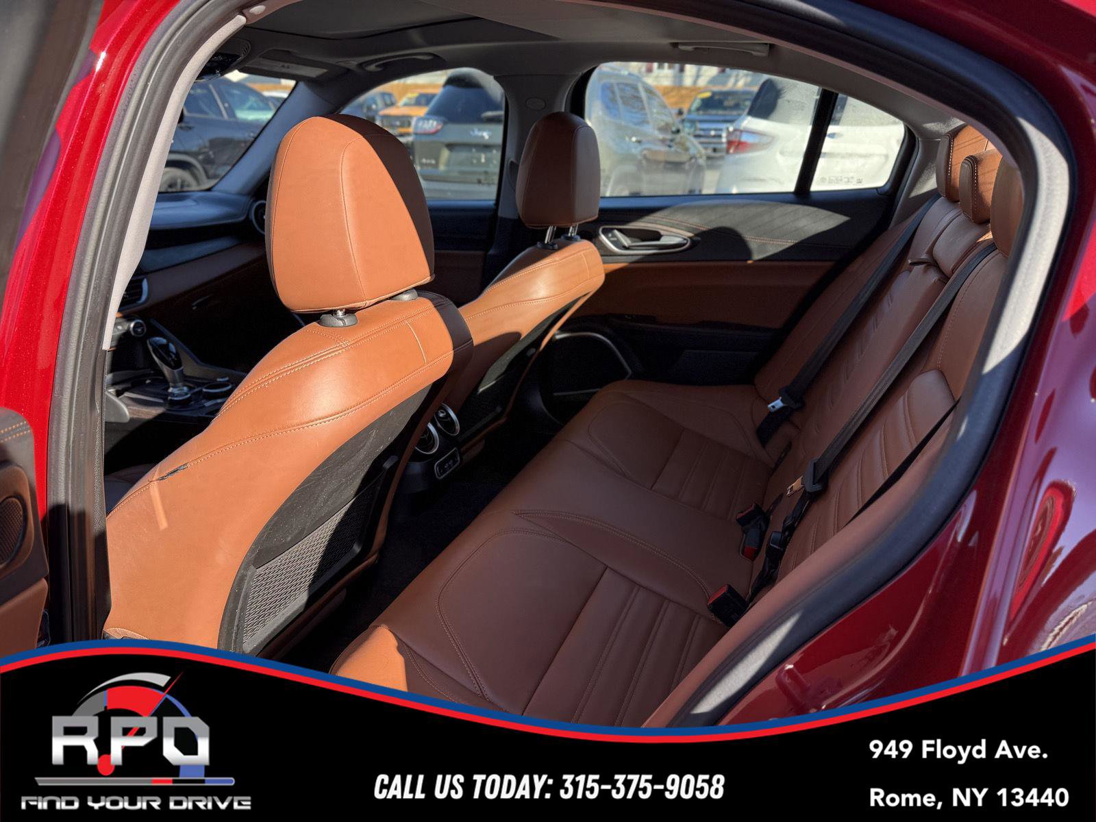 Used 2019 Alfa Romeo Giulia Ti w/ Quick Order Package 22X Lusso image 16