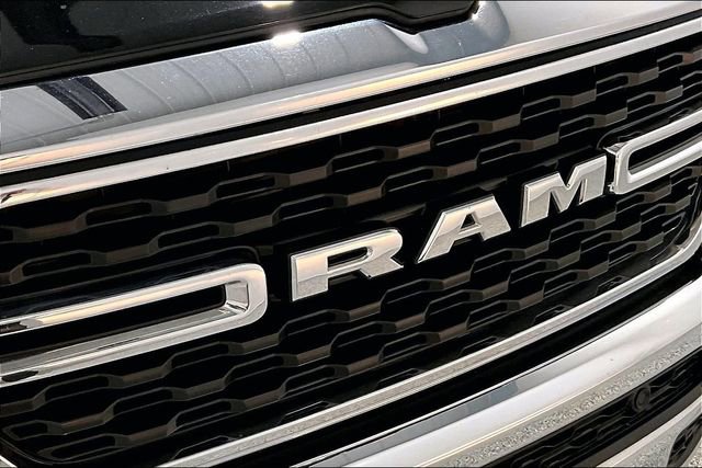 Used 2023 RAM 1500 Big Horn image 32