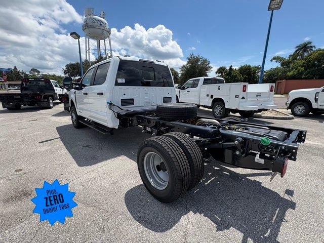 New 2026 Ford F350 4x4 Crew Cab DRW Super Duty image 5