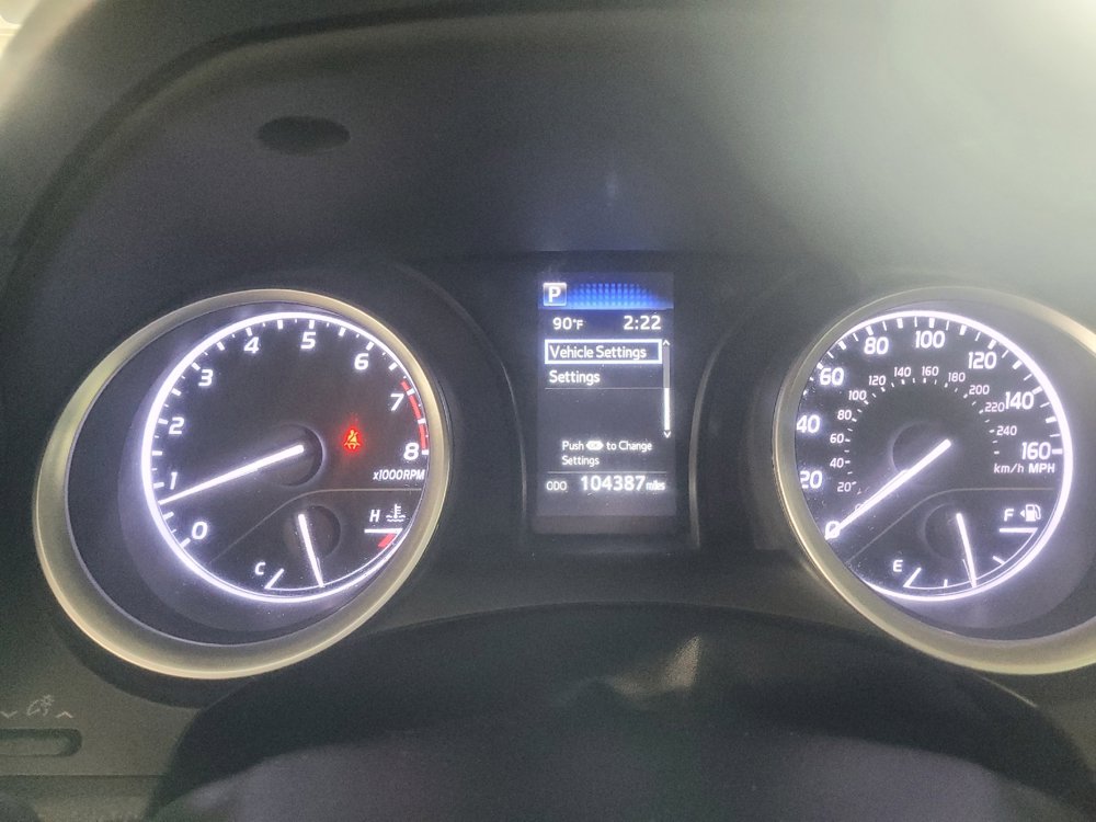 Used 2022 Toyota Camry LE FWD image 23