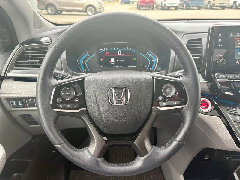 Used 2023 Honda Odyssey Elite image 25
