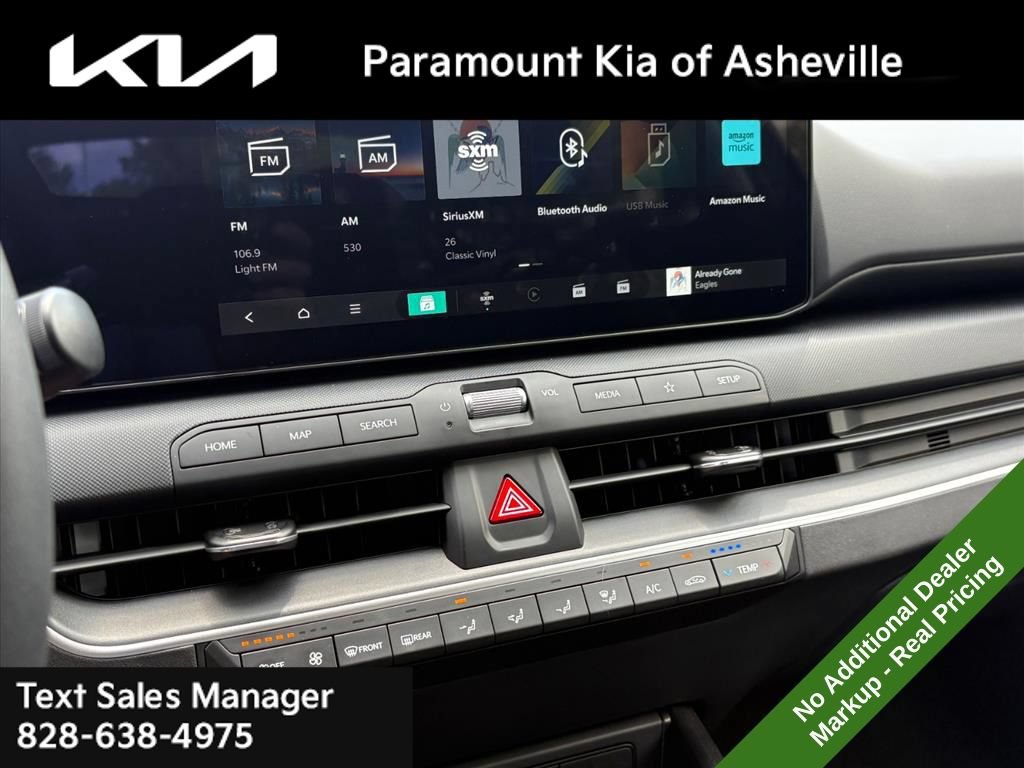 New 2026 Kia K4 FWD image 11