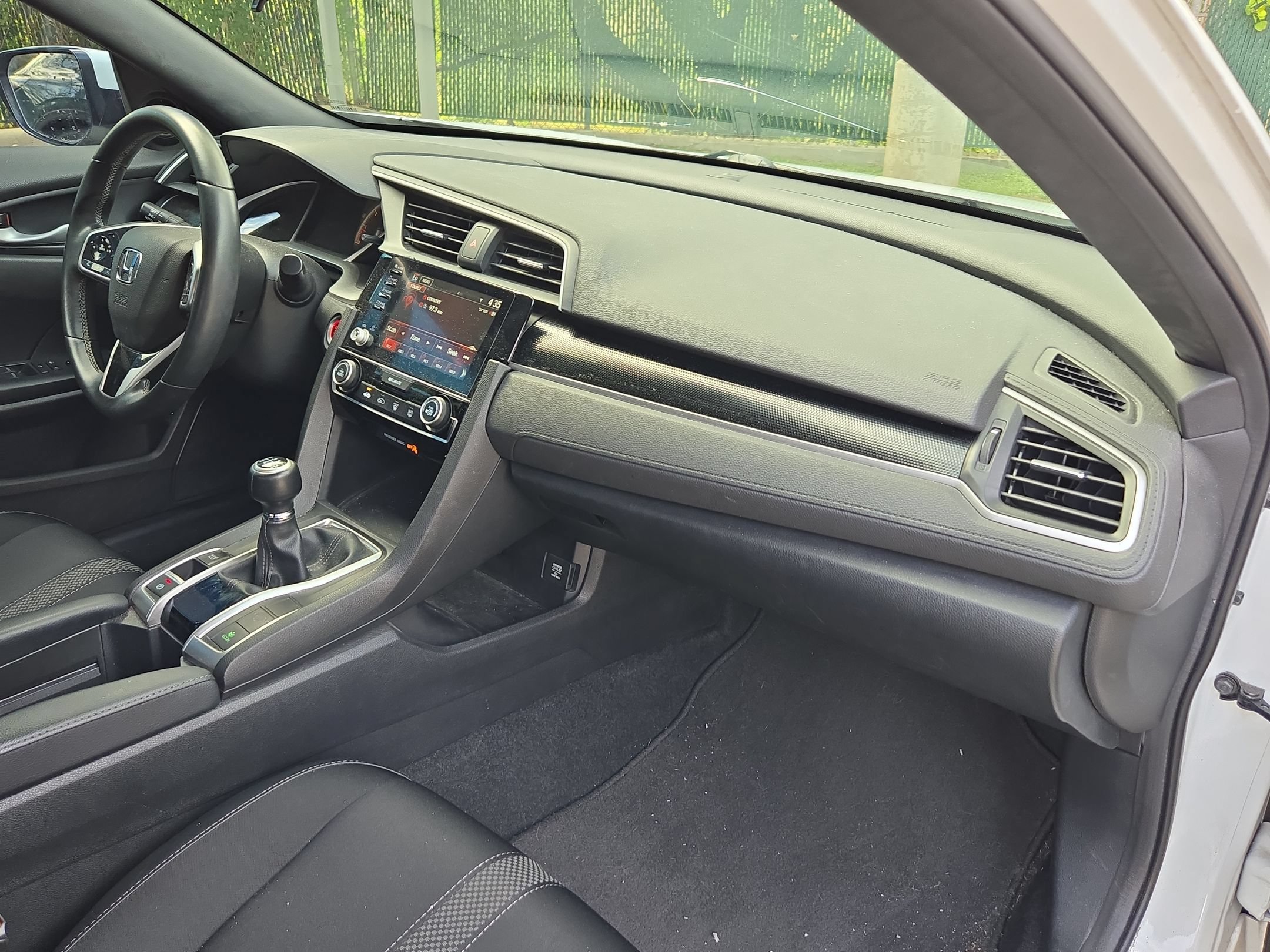 Used 2020 Honda Civic Sport image 27