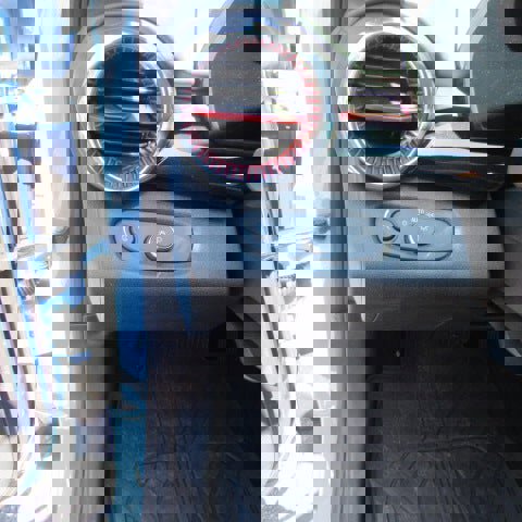 Used 2024 Chevrolet Trax RS w/ Sunroof Package image 17