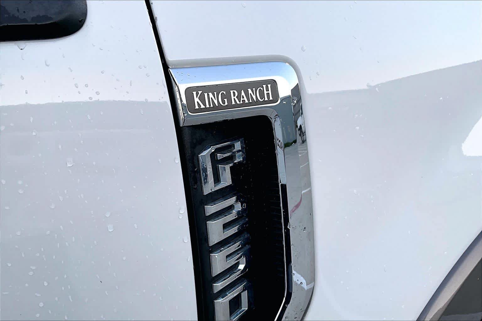 Used 2021 Ford F250 King Ranch w/ King Ranch Ultimate Package AWD/4WD image 10