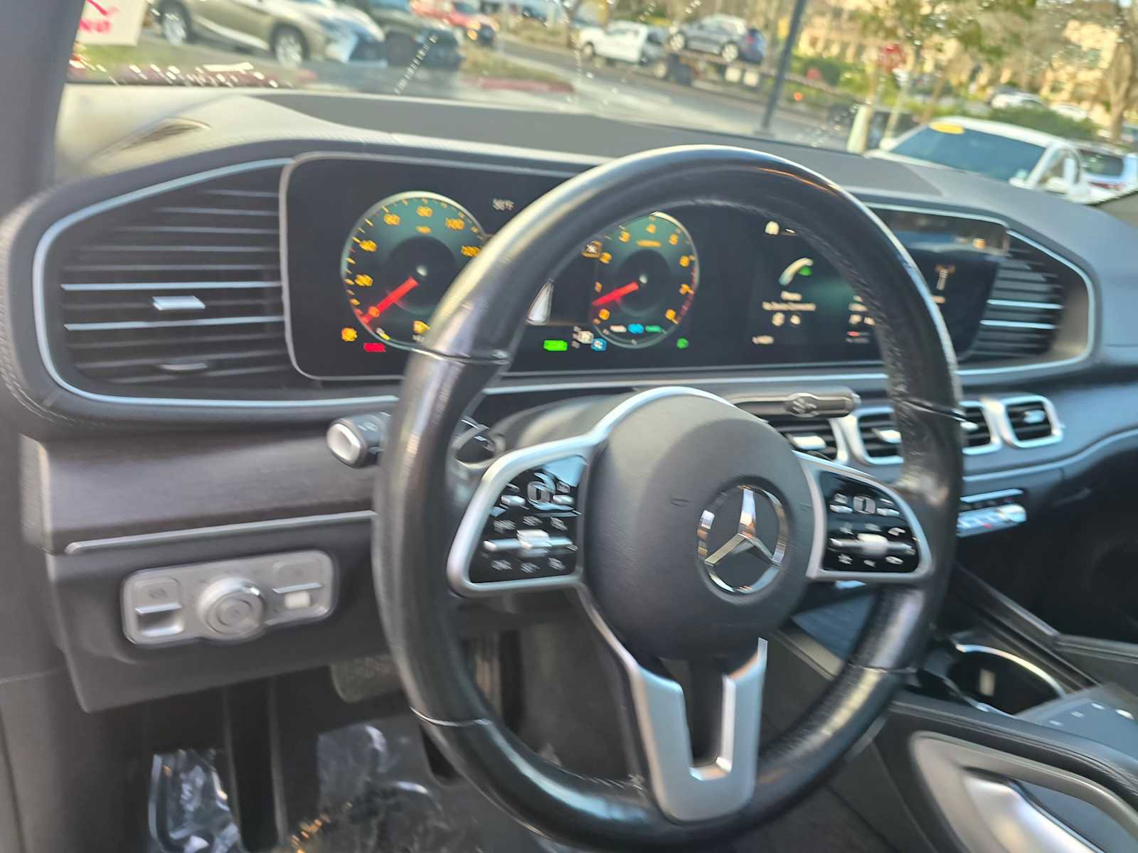 Used 2021 Mercedes-Benz GLS 450 4MATIC image 29