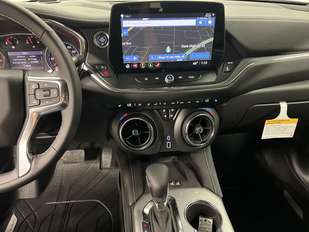 New 2026 Chevrolet Blazer LT w/ Sound & Technology Package AWD/4WD image 21