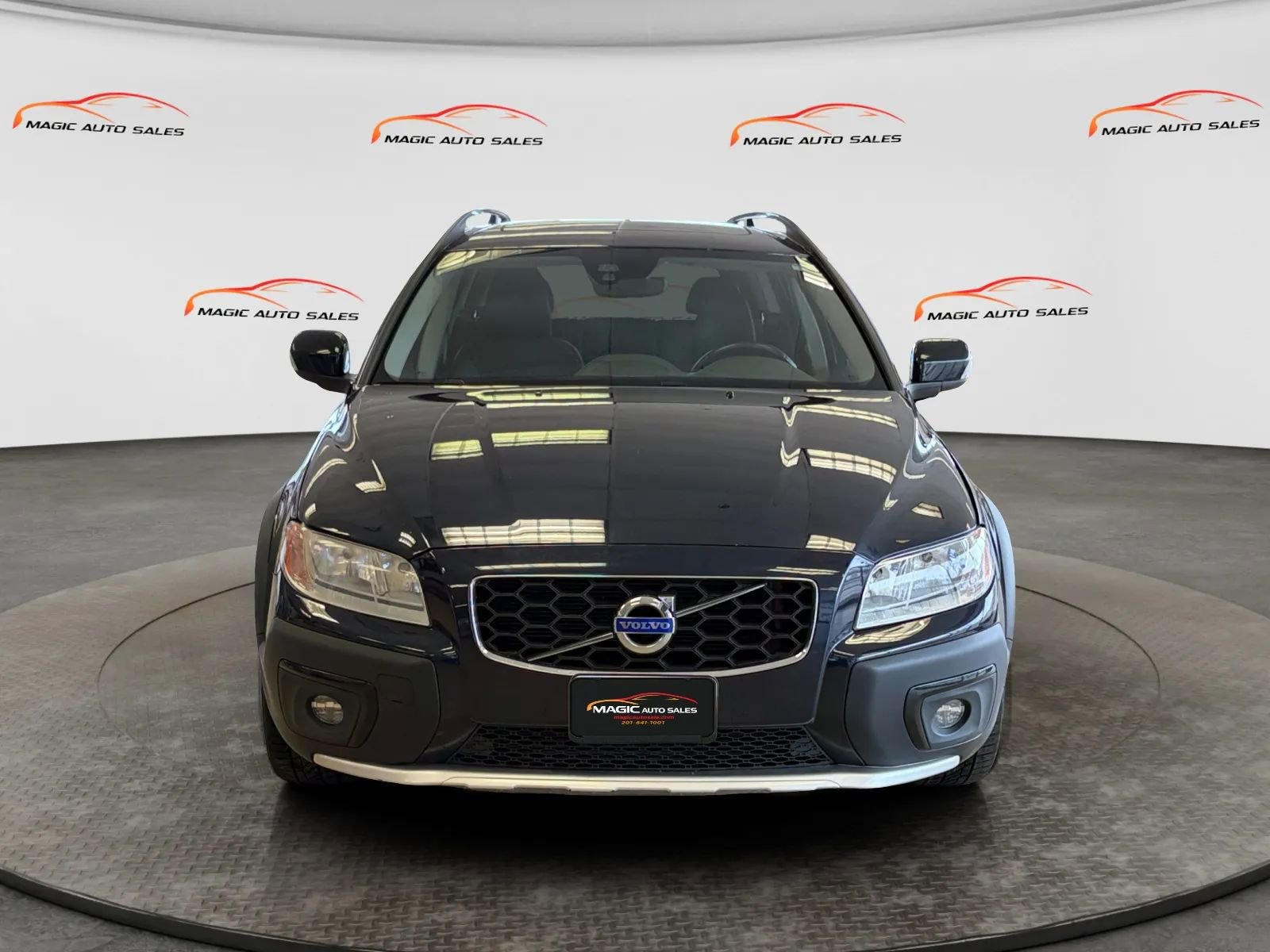 Used 2016 Volvo XC70 T5 Premier w/ Proximity Package image 42
