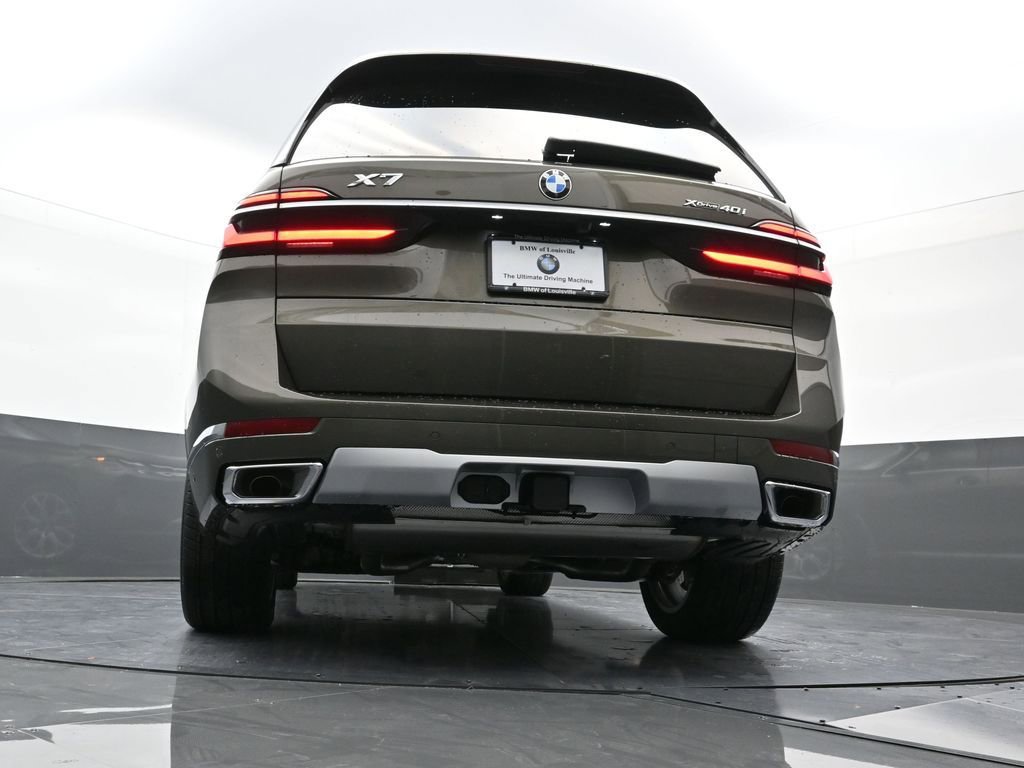 New 2025 BMW X7 xDrive40i image 37
