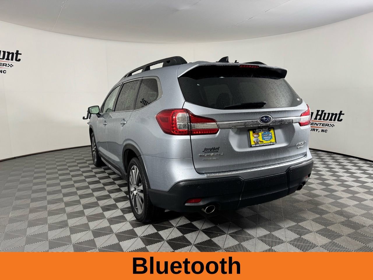 Used 2022 Subaru Ascent Limited w/ Technology Package image 9