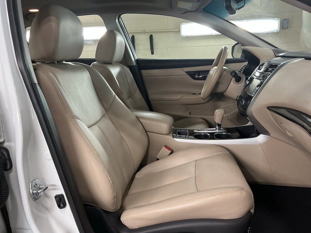 Used 2015 Nissan Altima 2.5 SL w/ Technology Package FWD image 27