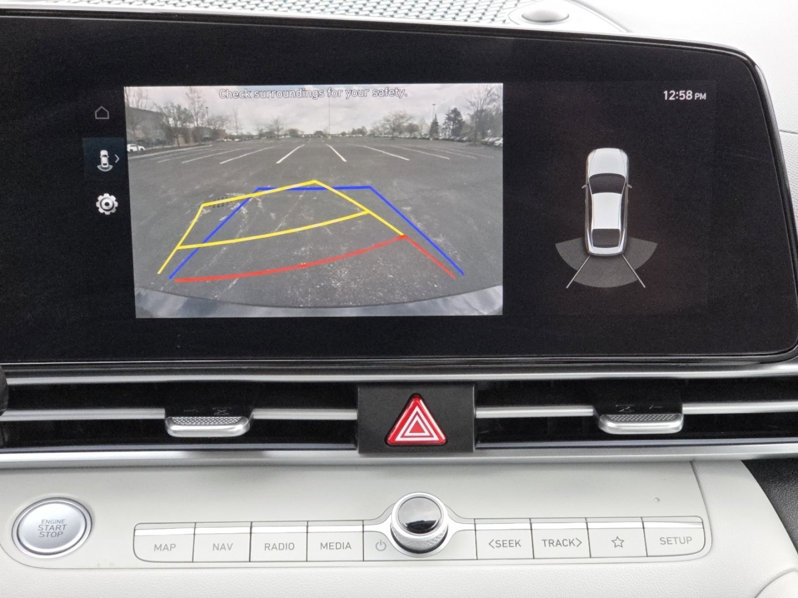 Used 2021 Hyundai Elantra Limited image 11