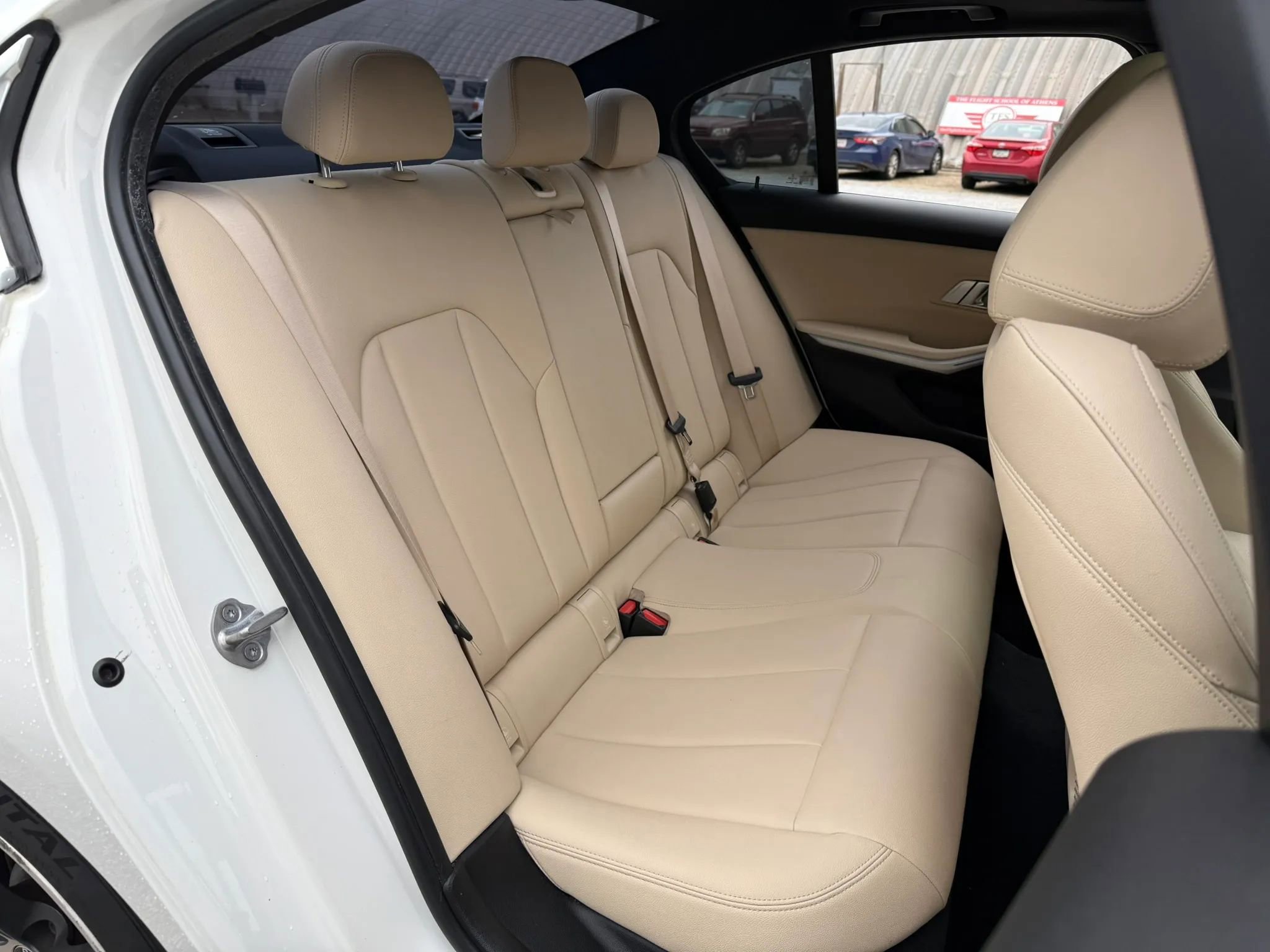 Used 2020 BMW 330i Sedan w/ Convenience Package image 17