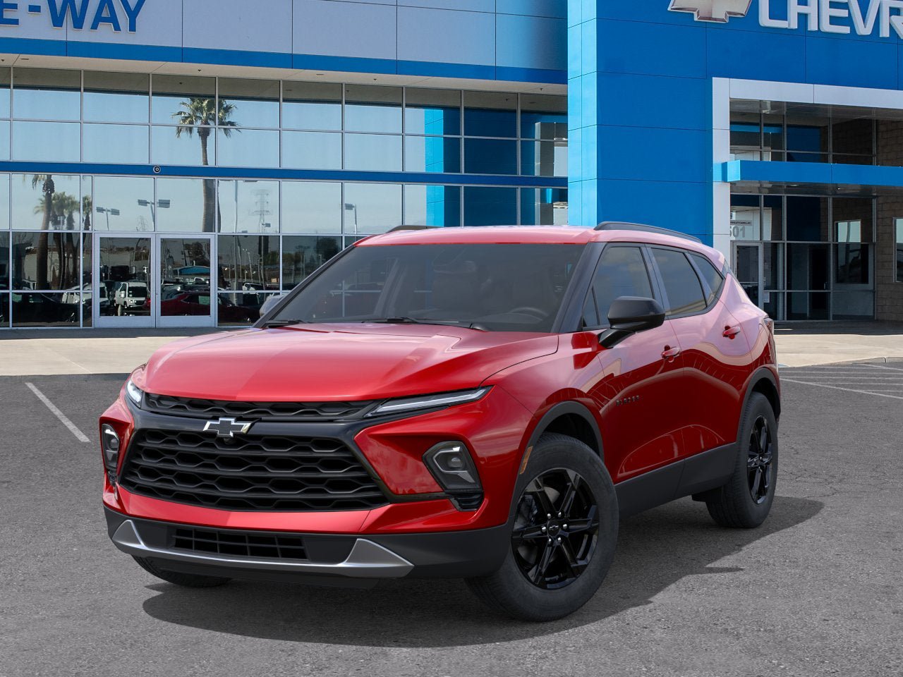 Used 2025 Chevrolet Blazer LT w/ Midnight/Sport Edition FWD image 6