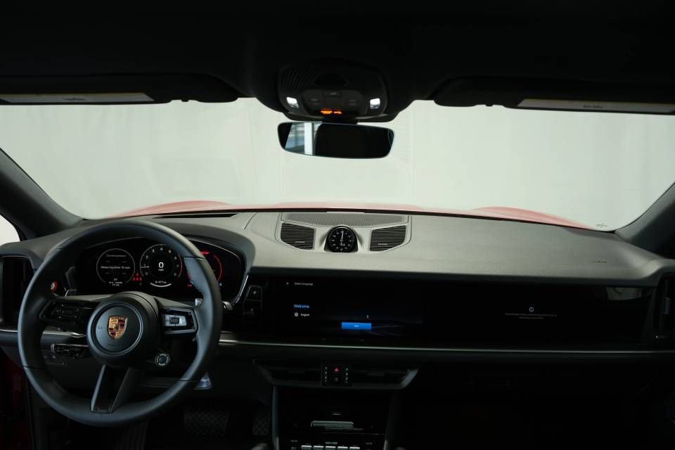 New 2026 Porsche Cayenne Coupe AWD/4WD image 16