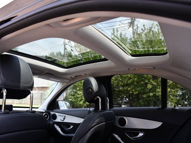 Used 2016 Mercedes-Benz C 300 Sedan image 28