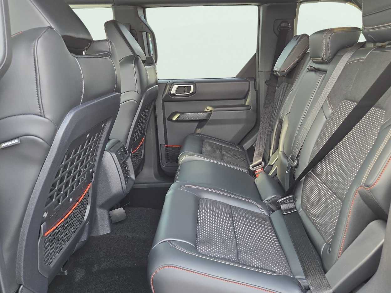 New 2026 Ford Bronco Raptor w/ Interior Carbon Fiber Pack AWD/4WD image 24