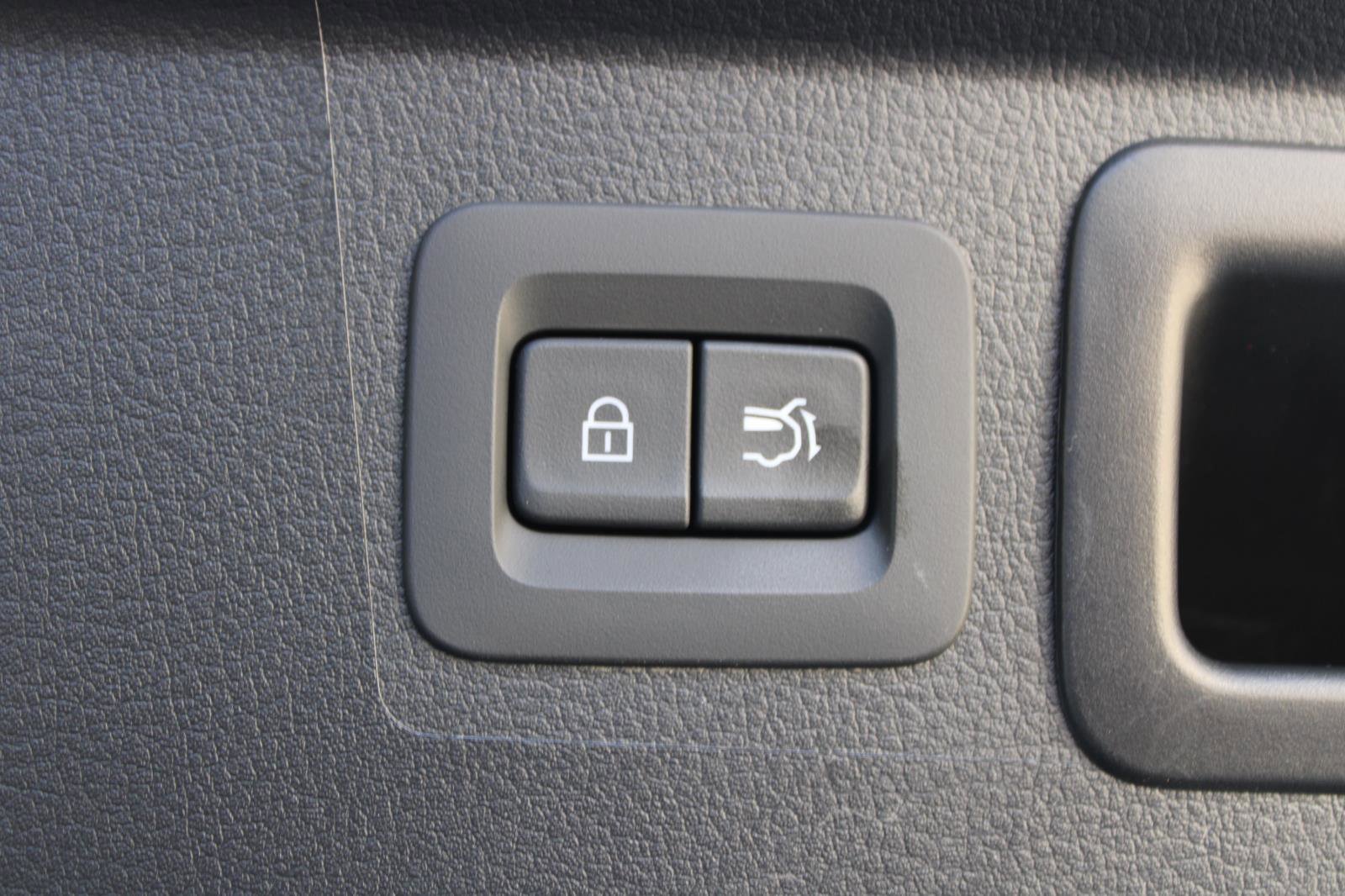 Used 2025 MAZDA CX-50 2.5 Hybrid w/ Weather Package image 30