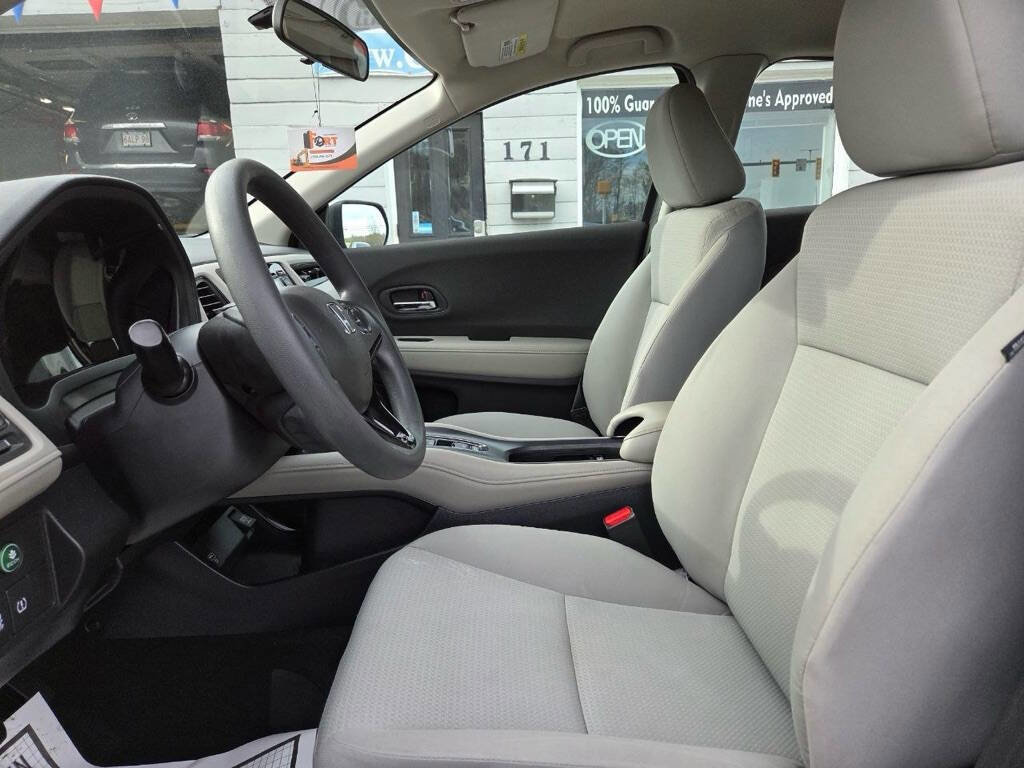 Used 2020 Honda HR-V LX image 10