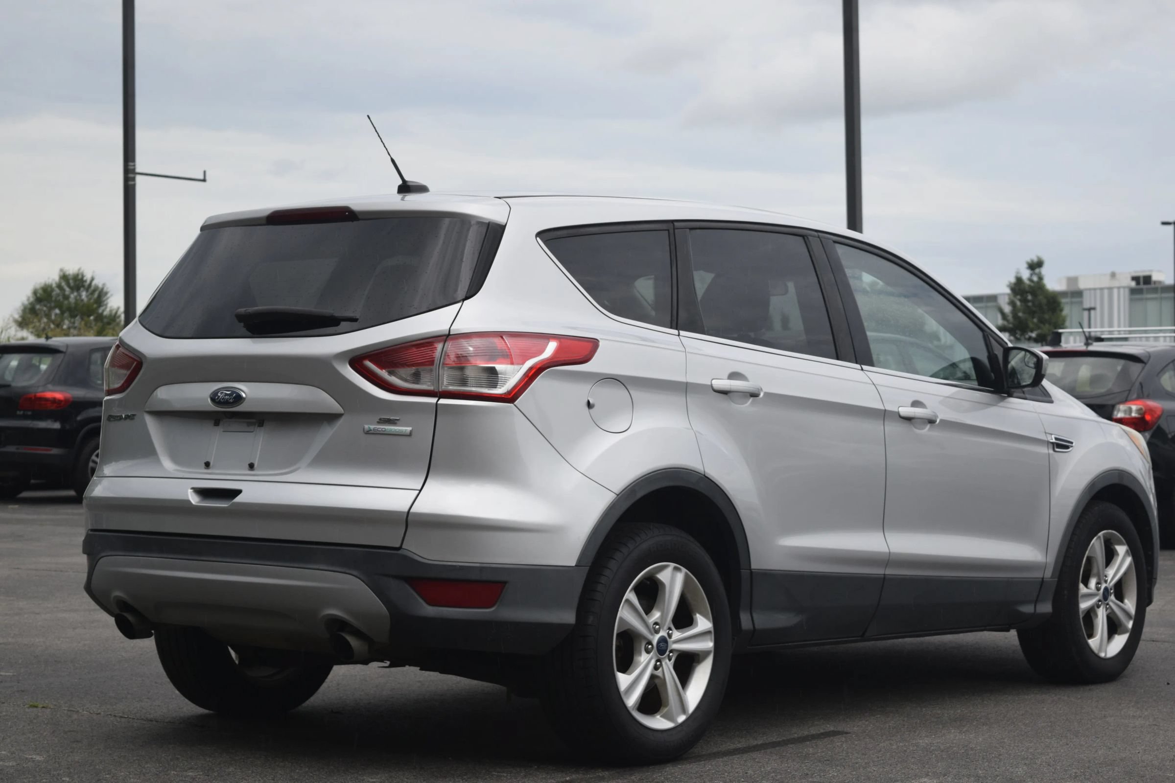 Used 2016 Ford Escape SE FWD image 3
