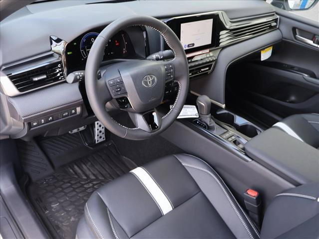 New 2026 Toyota Camry SE FWD image 3