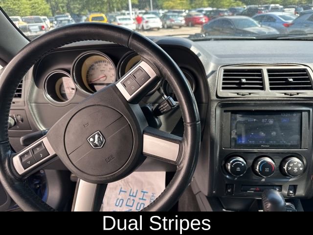 Used 2010 Dodge Challenger SE image 16