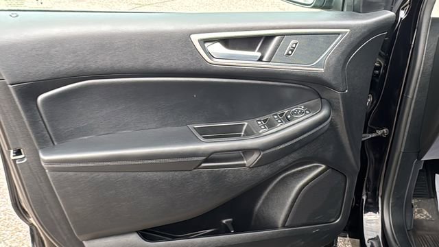 Certified 2024 Ford Edge SEL w/ Convenience Package image 9