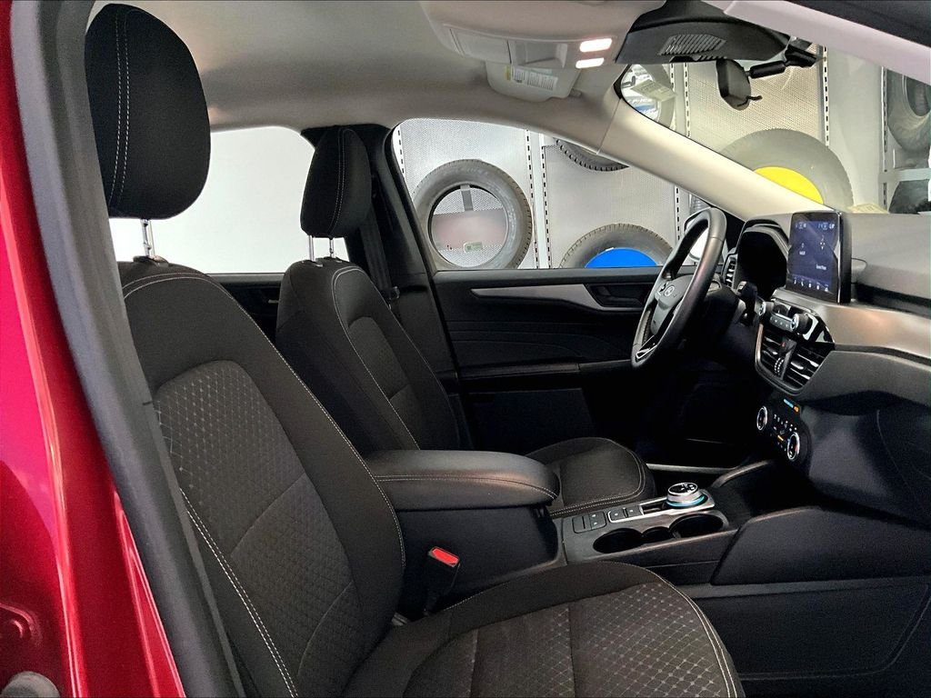 Used 2023 Ford Escape Active AWD/4WD image 11