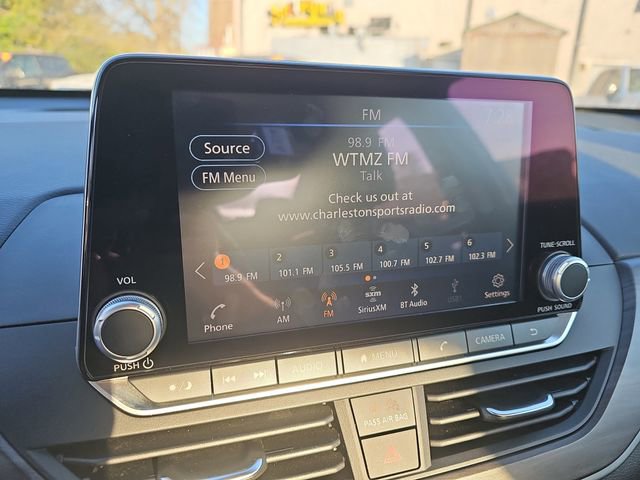 Used 2025 Nissan Altima 2.5 SV image 19