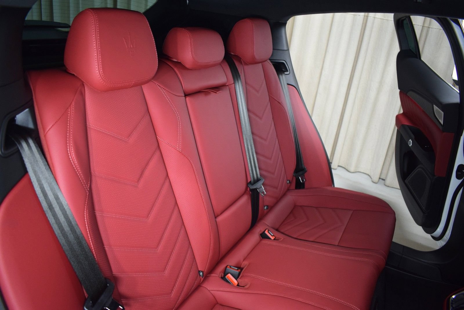 Certified 2025 Maserati Grecale Modena AWD/4WD image 18