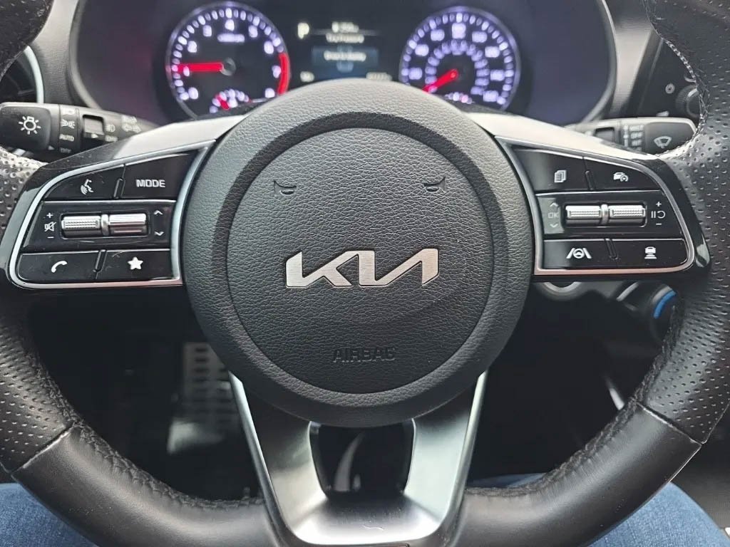 Used 2022 Kia Forte GT-Line w/ GT-Line Technology Package image 19