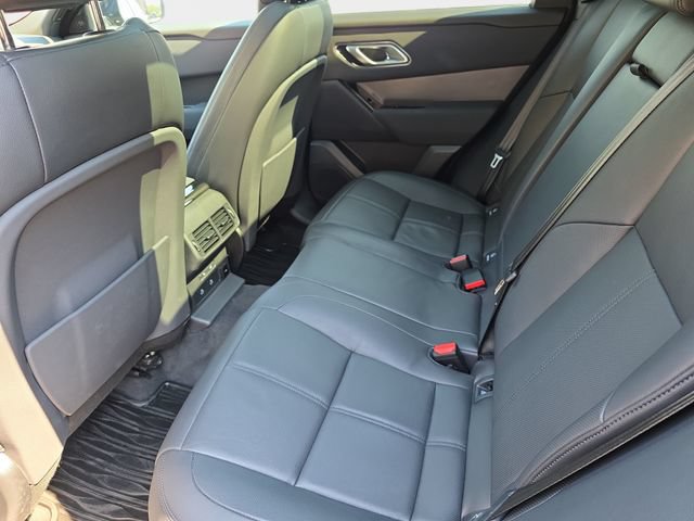 Certified 2025 Land Rover Range Rover Velar Dynamic SE AWD/4WD image 17