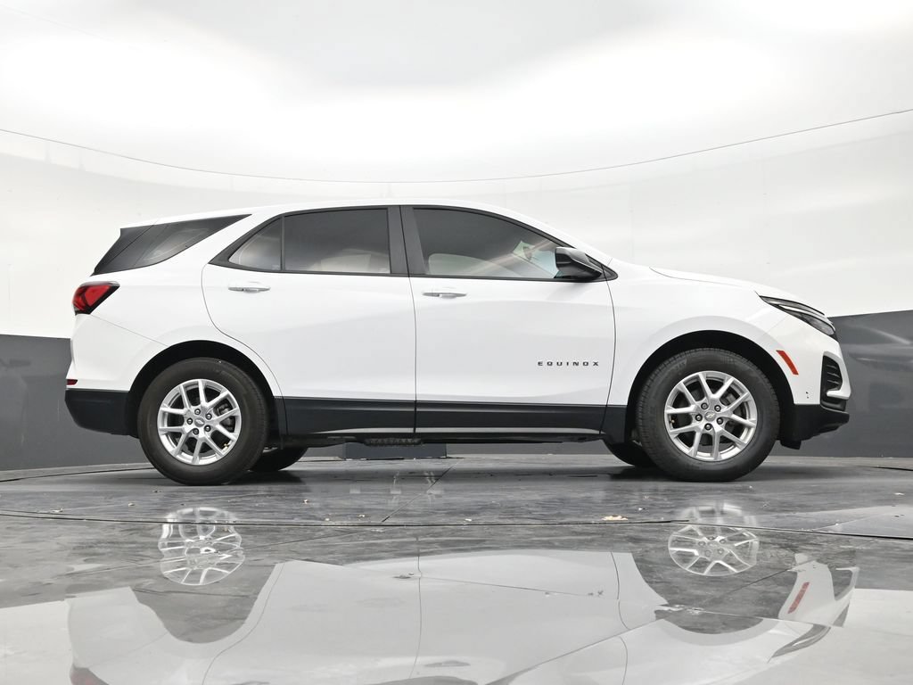 Used 2024 Chevrolet Equinox LS FWD image 22