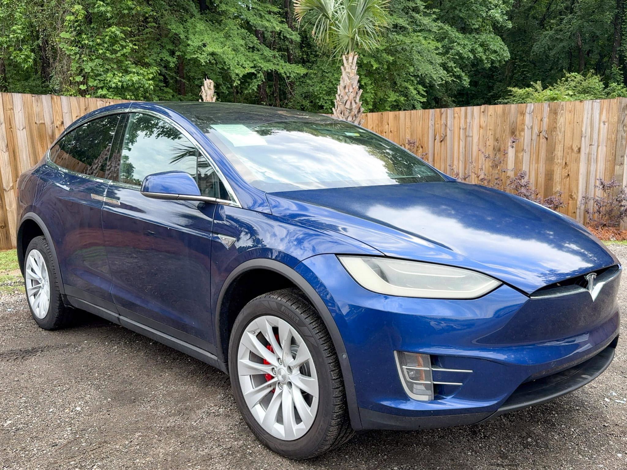 Used 2016 Tesla Model X Performance AWD/4WD image 14